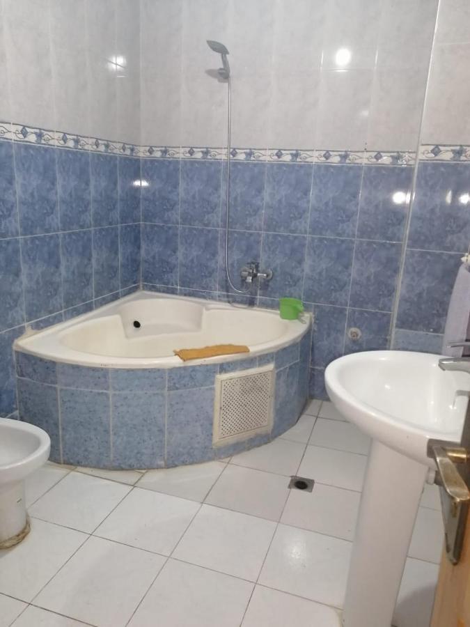 Top Appartement Equipe Pour Les Familles Кенитра Экстерьер фото
